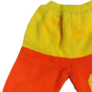 Vente en gros de vêtements de rue confortables, livraison rapide, OEM, shorts en tricot moelleux pour hommes, vente en gros de tissus doux de luxe, prêts à être expédiés - Product Image 3