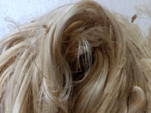 Las fibras de plátano naturales limpias y Peinadas ideales para aplicaciones textiles pueden estar disponibles en tamaños de corte - Product Image 2