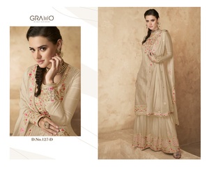 Tissu de robe de créateur Sharara de couleur jaune, collection de robes de mariée pakistanaises de créateur, costume Sharara avec longue kameez 2022 - Product Image 2