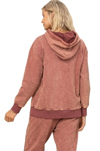 Sudadera con capucha oversize de invierno para mujer, de algodón 100%, con forro, lavado ácido personalizado, estilo vintage, con logotipos serigrafiados en la parte delantera, antiarrugas. - Product Image 2