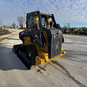 Cargadora Compacta John Deere 333G de Bajo Precio y Alto Rendimiento, la Mejor Oferta en Venta - Product Image 1