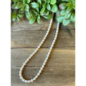 Collier de perles d'eau douce Navajo avec accents en argent sterling - Product Image 3