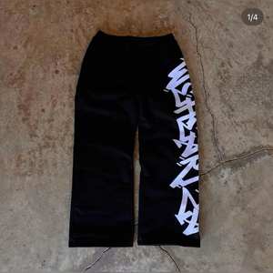 Wholesale Screen Print Sweatpants Blank <b>Cargo</b> Wide Leg Faded <b>Baggy</b> Pants Custom Logo Acid Wash Straight Leg Flare Sweatpants - Product Image 3