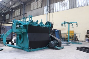 CHIHO Nouvelle technologie Machine à souder mécanique en treillis métallique CHK-01 Machine à tricoter en fil barbelé prête pour l'exportation au Vietnam - Product Image 4