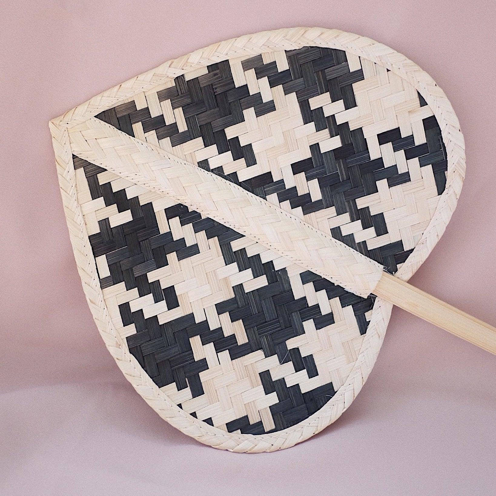 กำหนดเอง