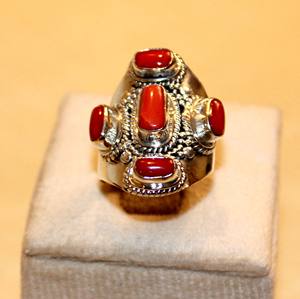 Bijoux ethniques népalais fabriqués à la main pierre précieuse bague en corail rouge Offre Spéciale femmes bijoux cadeau personnalisé fête argent 925 bande OEM - Product Image 2