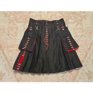 กิ๊ตส์สก็อตติชแบบไฮบริดสำหรับผู้ชาย ผ้าฝ้ายสีดำ แต่งลายสก็อตแดง/เขียวไอริช - Product Image 1