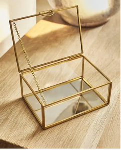 กล่องเครื่องประดับขอบทองเหลืองแก้วใสเคลือบทองเงาสุดหรูสำหรับตกแต่งบ้านและงานแต่งงาน - Product Image 2
