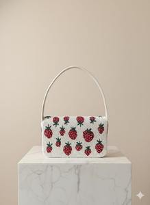 Sac à main à bandoulière personnalisé avec visage de tigre en perles, sac à bandoulière en perles pour femmes, pour les jours de match et les rendez-vous décontractés - Product Image 3