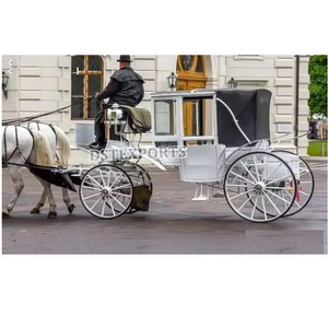 American Horse Drawn Ride Chariot Fabricante Classy Covered Glass Coach Carriage Rich Look White Black Horse Carriage EE. UU. Reino Unido - Product Image 1