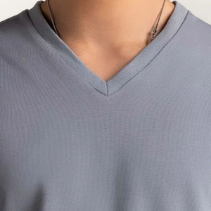 Camisetas personalizables con cuello en V para hombre, 100% algodón, tela de estambre, patrón de letras, manga corta, alta calidad, secado rápido - Product Image 2