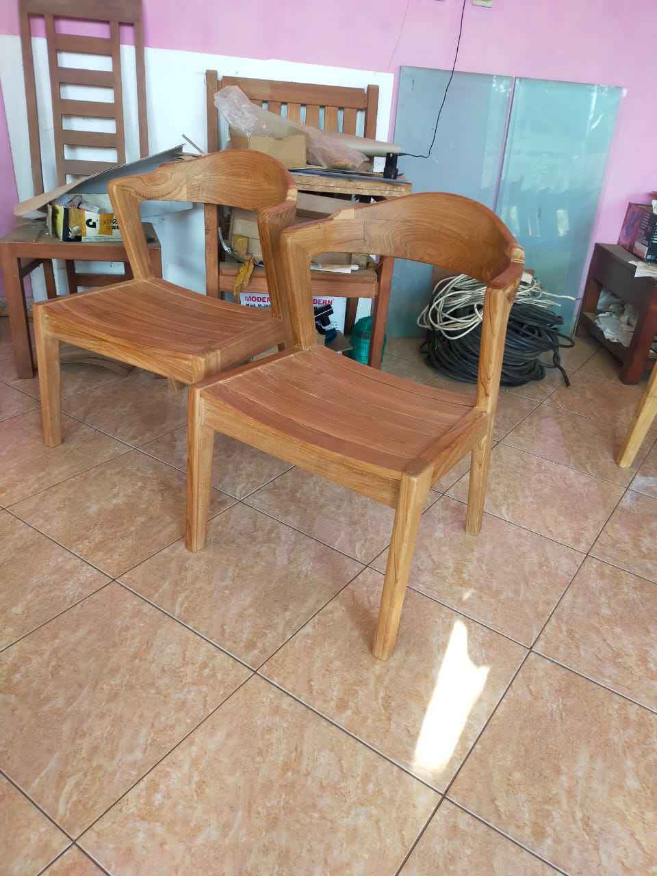 ไม้สักขัดอย่างดี