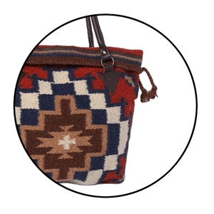 Patrimoine rustique Aventuriers modernes Conception Laine Western Sac à main Durable Élégant Doublure en cuir Voyage Commodité Caractéristiques Deux - Product Image 6