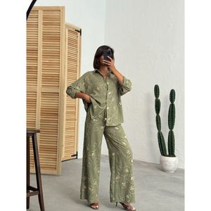Pantalones Bordados para Mujer, Elegantes Pantalones con Detalle de Bordado Intrincado - Product Image 3