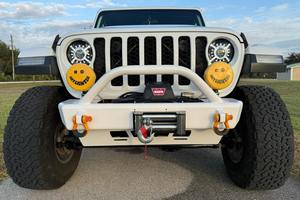 Nuevo Modelo 2022 para Hilux SUV 4x4, Motor V6 Turbo, Transmisión Automática, 250-300 CV, 500 Nm de Torque, Asientos de Cuero, Techo Solar, LED - Product Image 3