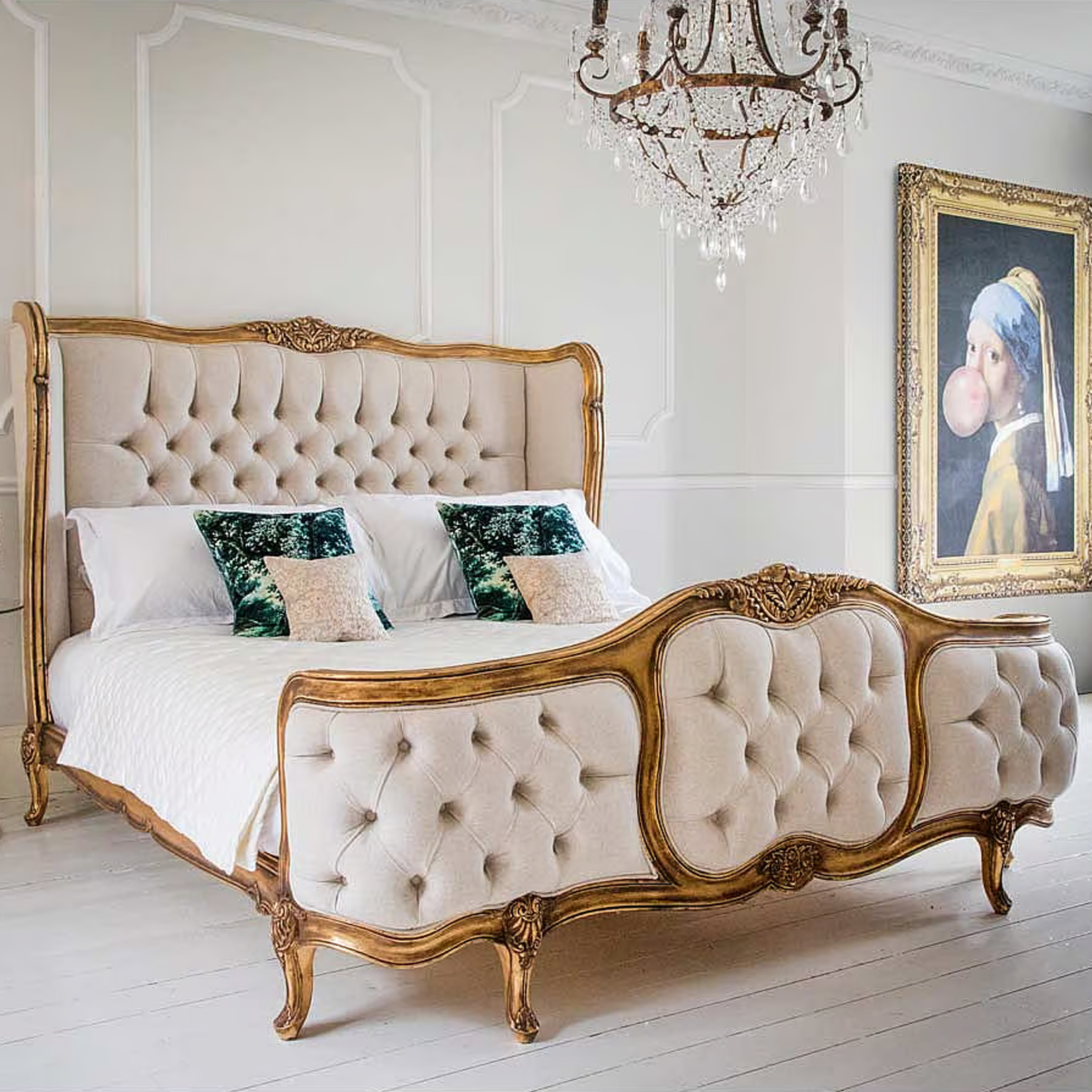 Estofamento cama de madeira maciça francesa com acabamento dourado antigo feito à mão estilo escultura cama-conjunto de quarto de luxo antigo estilo francês