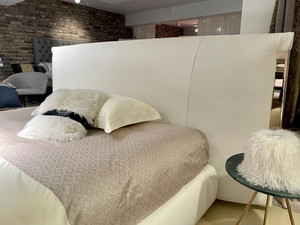 King <b>Set</b> Furniture Double Modern Simple Tall Headboard White Velvet Luxury Solid Wood Kingsize Queen Bed Frame <b>Set</b> - Product Image 2