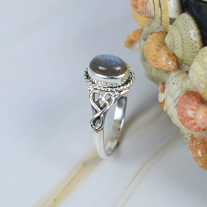 Derniers bijoux bohèmes en argent sterling 925 Labradorite naturelle de forme ovale faits à la main pour femmes bijoux fins à la mode au prix de gros - Product Image 6