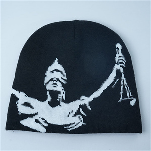 Gorros de calavera cortos de lana 100% con forro satinado personalizado gorros de punto de invierno de alta calidad con logotipo de Jacquard Unisex ajustable - Product Image 2