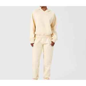 Conjunto Deportivo Extra Grande Color Terracota Naranja para Mujer, Sudadera con Capucha Gruesa y Pantalones Deportivos con Puños a Juego, Marca Privada OEM - Product Image 3