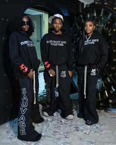 Precio al por mayor Conjuntos de chándal Fleece Dos piezas Pullover Sudadera con capucha y pantalones de chándal Precio barato Hombres Chándales Transpirable - Product Image 2