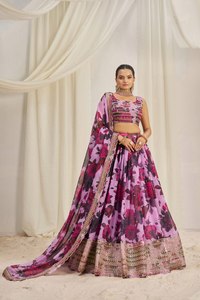 Diseñador Semi-Cosido Organza Lehenga Conjunto Estampado floral Zari Dori Blusa sin costuras Borde de encaje Dupatta para fiestas de invierno - Product Image 5