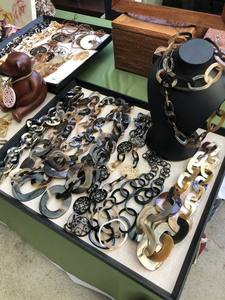 Collar de madera y latón semicircular, alta calidad, a petición, al mejor precio, fabricante y distribuidor de la India - Product Image 2