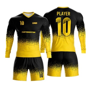 Uniformes de fútbol de manga larga personalizados para hombre, nuevo diseño, camiseta de fútbol de poliéster, conjuntos de ropa de fútbol personalizados - Product Image 1