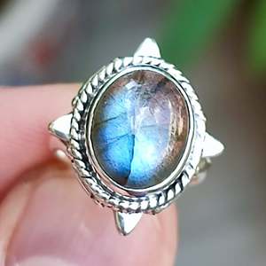 Boho Style <b>Labradorite</b> Oval Shape 925 Sterling Silver Handmade <b>Ring</b> November Birthstone Jewelry Perfect Gift for Her Birthday - Product Image 3