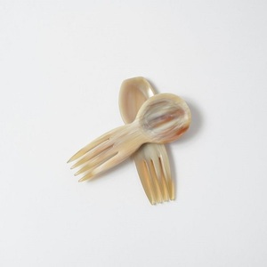 Fourchette et cuillère unique à double usage latéral Corne d'animal en vaisselle au design antique Cuillère à couverts Finition brillante Meilleurs ensembles de couverts - Product Image 2