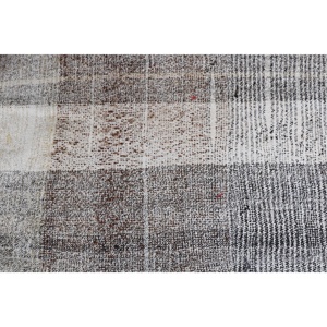 Tapis vintage 1,8 x 3,1 pieds, petit tapis turc, tapis oriental en laine noire - Product Image 5