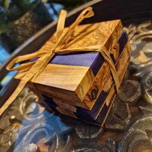 Sous-verres en bois personnalisés populaires pour la décoration de la maison Sous-verre en bois massif en bois d'acacia Ensemble de 4 sous-verres de luxe personnalisés pour boisson - Product Image 5