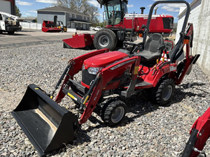รถแทรกเตอร์ตักดิน Massey Ferguson GC1725M คุณภาพสูง ปี 2023 พร้อมส่งด่วน พร้อมจัดส่ง - Product Image 1