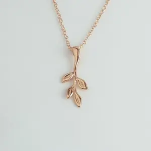 Fashion Gold Plated Leaf Pendant <b>Necklace</b> Women Natural <b>Sterling</b> <b>Silver</b> Gold Plated Jewelry for Women and Girls From Manufacture - Product Image 1