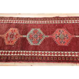 Vintage Turkish Rug 2,7x11,<b>9</b> ft, Red Herki Southwestern Rug - Product Image 3