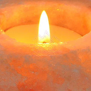 เชิงเทียนคริสตัลเกลือหิมาลัยที่ได้รับการจัดอันดับสูงสุดเหมาะสำหรับห้องโยคะและห้องนอนขนาด400-600กรัมผลิตจากปากีสถาน - Product Image 4