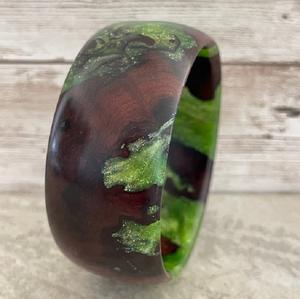 Handcrafted Green Resin Hot Sale <b>Fashion</b> Multi Color Wood Resin <b>Bangle</b> for Women and Girls Brass <b>Bangle</b> Jewelry/resin - Product Image 2
