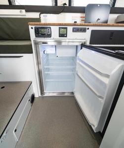 Pop up Truck Camper Slide on Camper con cocina y baño a la venta a EE. UU. Y Europa con envío gratis a EE. UU. Y Europa - Product Image 6