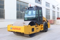 Compacteur routier à tambour unique hydraulique vibrant 8T, pompe Parker, puissance 42KW, vente directe usine OEM