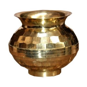 Lota Vintage de Latón Puro con Acabado Pulido para Uso en la Cocina, Artículo de Cocina Lutiya Árabe Antiguo de Alta Calidad - Product Image 6