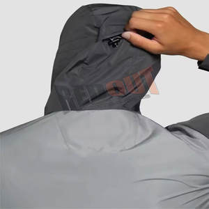 Veste coupe-vent de sport, vêtement d'entraînement léger, veste coupe-vent fabriquée au Pakistan - Product Image 4