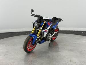 Nouvelle moto de qualité F 900 R (avec moteur) - Product Image 5