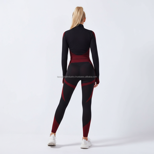 Conjunto de Yoga OEM Personalizado de 3 Piezas para Mujer, Ropa Deportiva sin Costuras con Diseño de Panal, Leggings de Cintura Alta, Sujetador Deportivo y Chaqueta con Cremallera para Entrenamiento y Fitness - Product Image 2