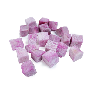 Yam Morado Congelado en Cubos/Trodos/Pedaços, Yam Congelado IQF, Yam Congelado BQF, Yam Morado Congelado de Alta Calidad, Yam Morado Congelado IQF de Vietnam - Product Image 1