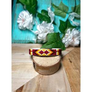 Bracelet à manchette perlé de style ethnique Navajo, fait main avec soin - Product Image 1