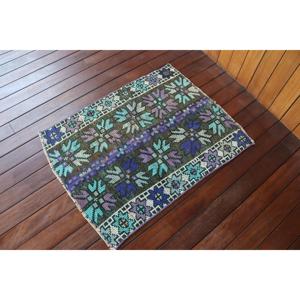 พรมวินเทจขนาดเล็ก, พรมตุรกีขนาด 2.3x3 ฟุต, พรมขนสัตว์สีม่วงลายนามธรรม - Product Image 2