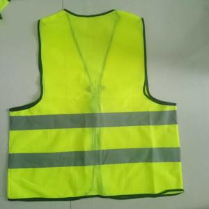Gilet de sécurité industriel personnalisé avec logo, classe 1 ANSI, haute visibilité, coupe-vent, imperméable, avec fonctionnalités LED clignotantes - Product Image 4