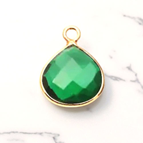 มรกตควอตซ์