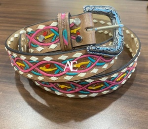 Nouvel arrivage de ceintures florales occidentales en cuir véritable usinées à la main et peintes à la main Ceintures unisexes en cuir véritable usiné à la main - Product Image 1