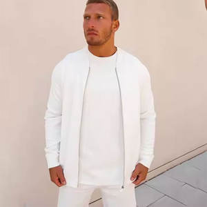 2025 nouveauté hommes qualité supérieure brodé sweat haut respirant Logo personnalisé à la mode solide motif hivers à capuche - Product Image 2